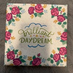Small Floral Brilliant Daydream canvas